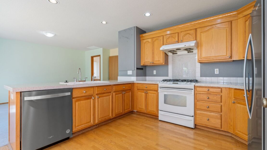 16286 SW Horseshoe Way - Beaverton - Oregon - 3 bed, 2.5 bath rental property