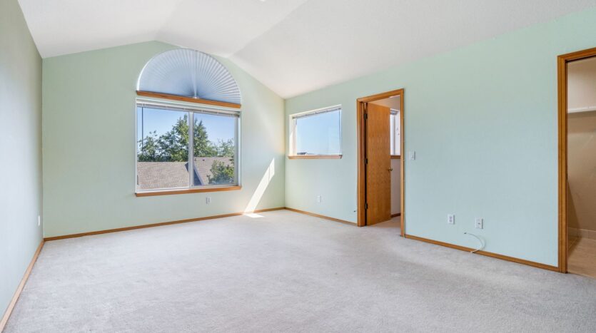 16286 SW Horseshoe Way - Beaverton - Oregon - 3 bed, 2.5 bath rental property