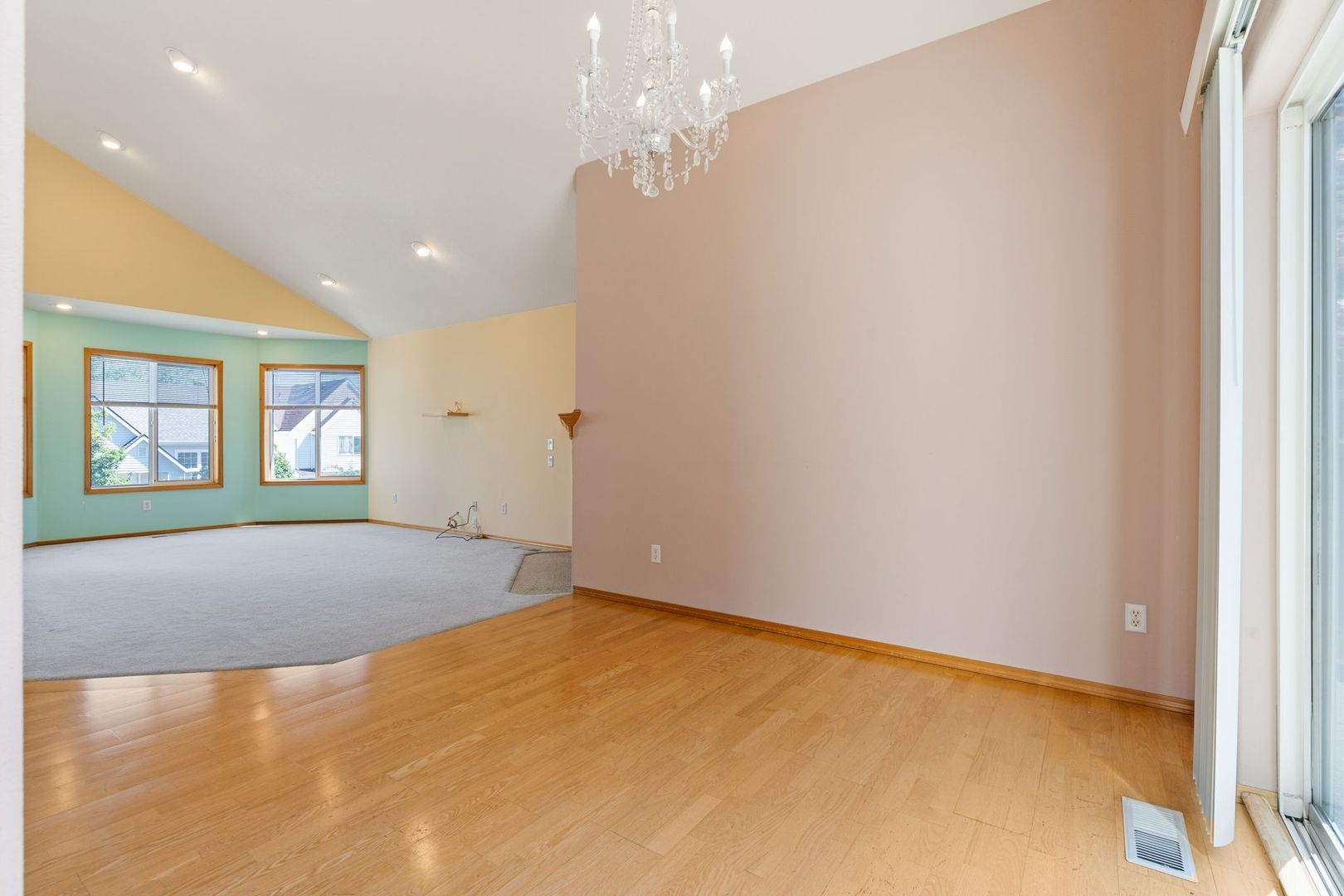 16286 SW Horseshoe Way - Beaverton - Oregon - 3 bed, 2.5 bath rental property