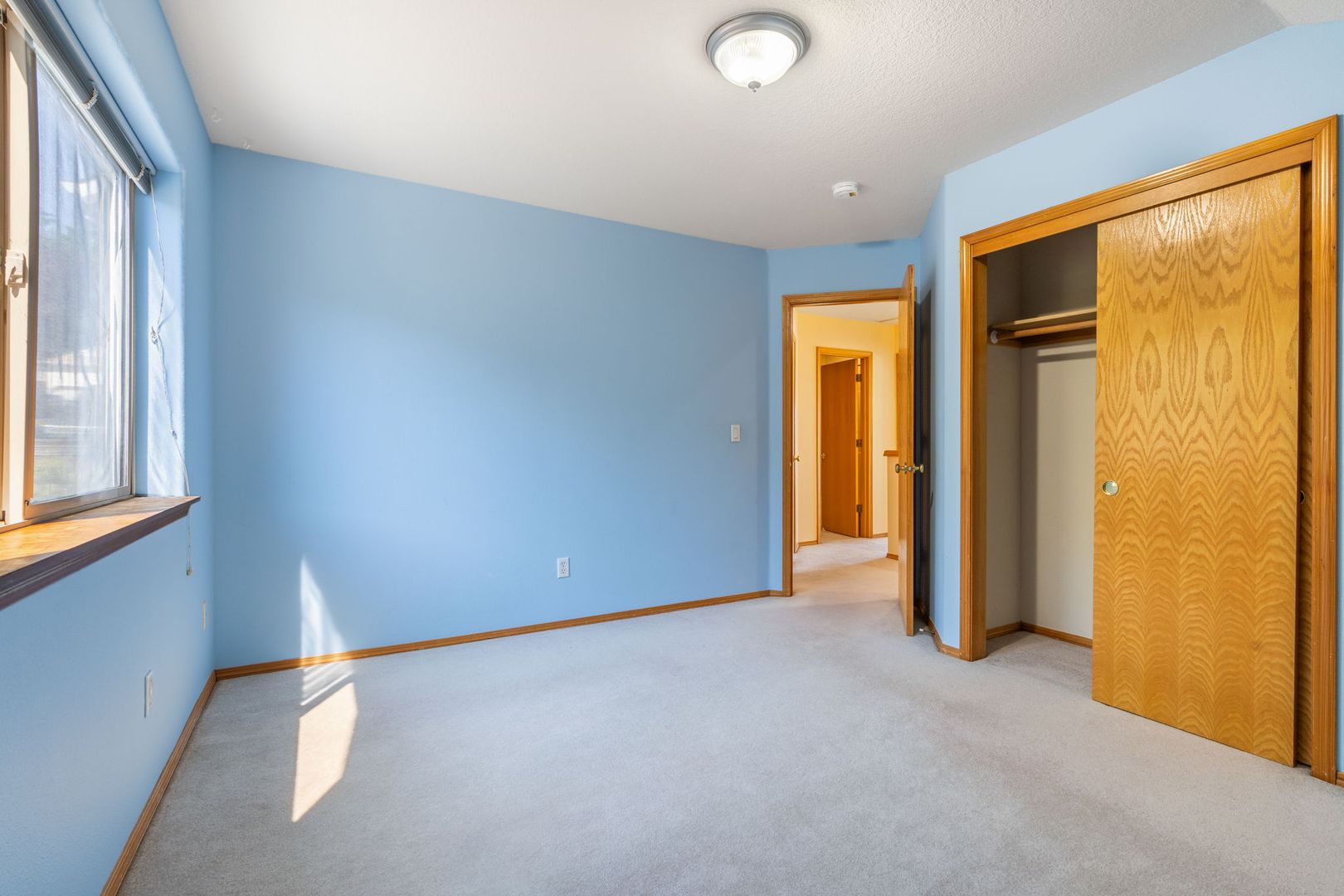 16286 SW Horseshoe Way - Beaverton - Oregon - 3 bed, 2.5 bath rental property