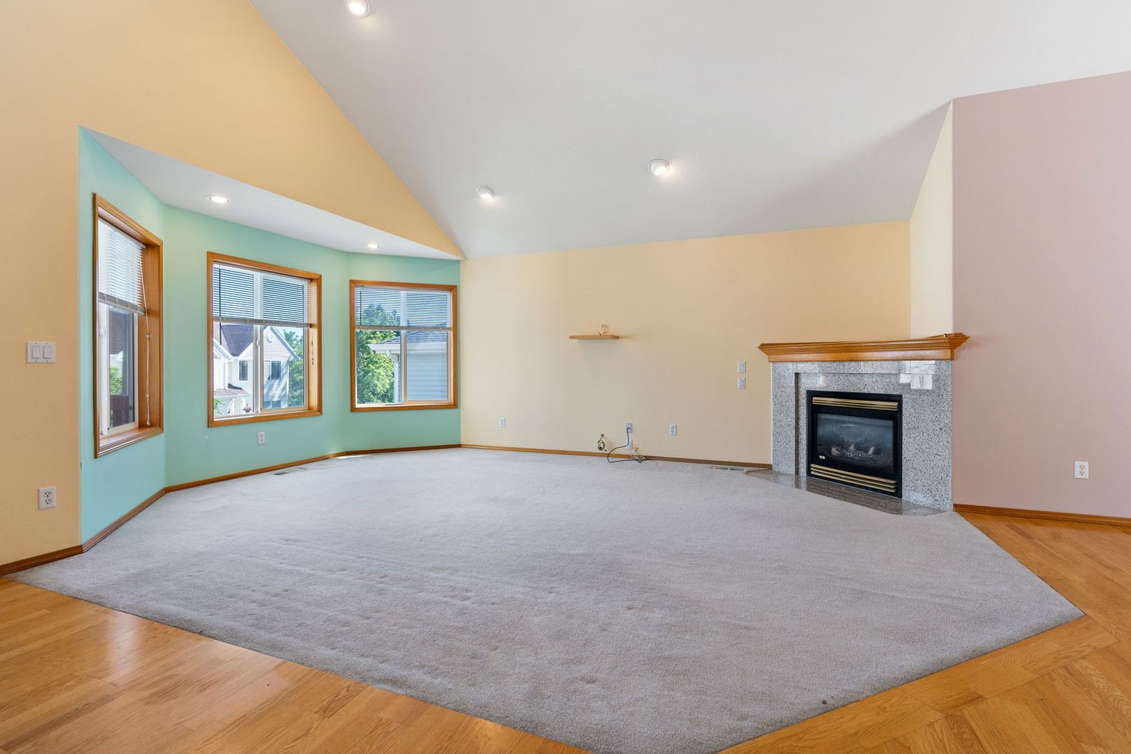 16286 SW Horseshoe Way - Beaverton - Oregon - 3 bed, 2.5 bath rental property