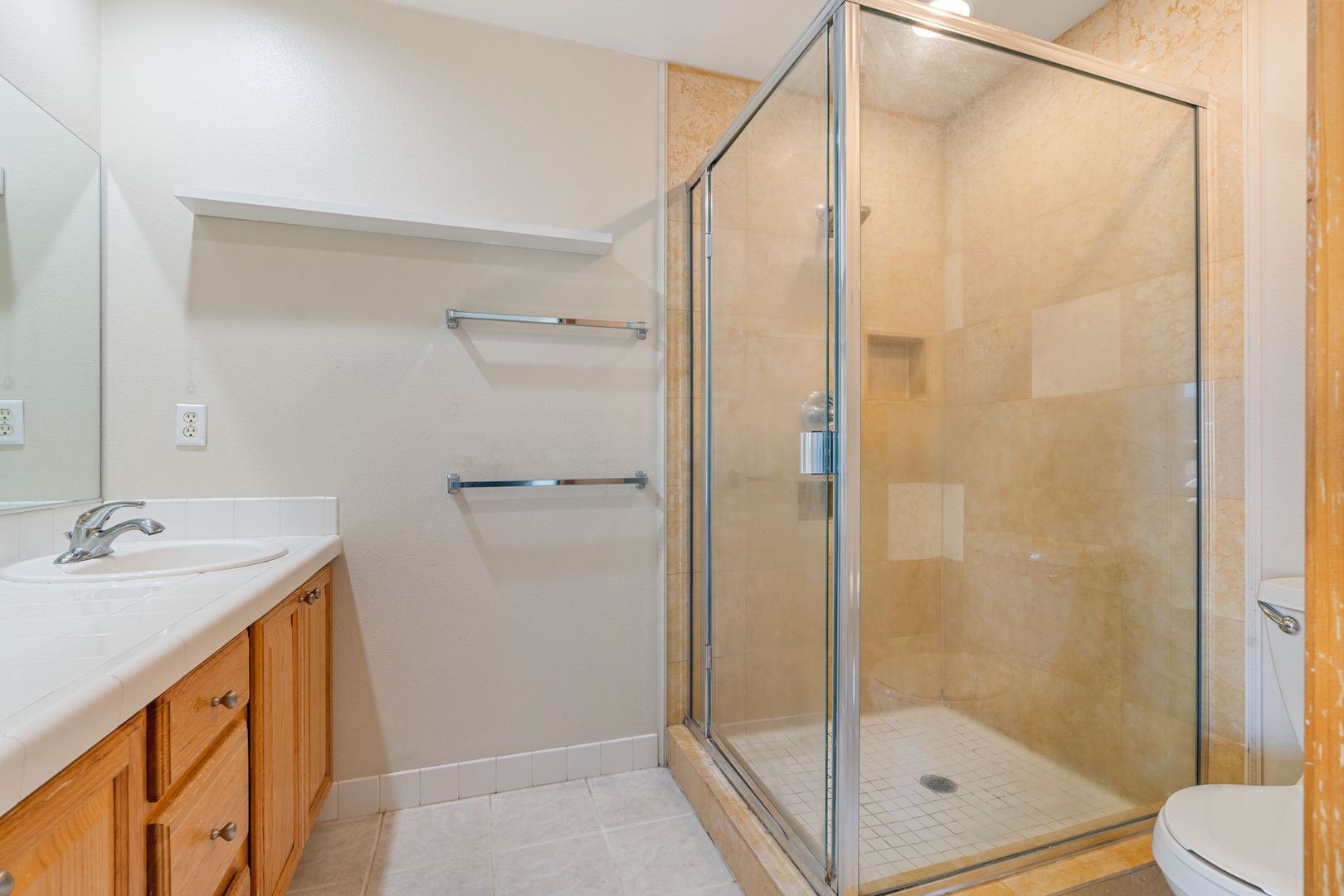 16286 SW Horseshoe Way - Beaverton - Oregon - 3 bed, 2.5 bath rental property