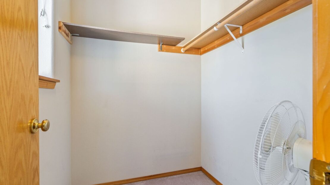 16286 SW Horseshoe Way - Beaverton - Oregon - 3 bed, 2.5 bath rental property