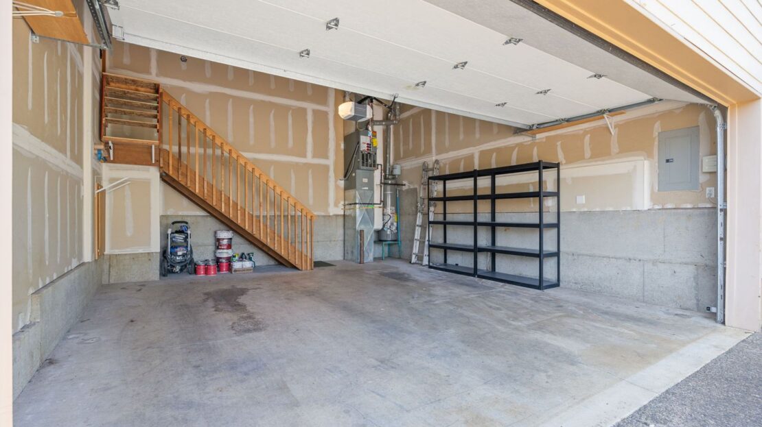 16286 SW Horseshoe Way - Beaverton - Oregon - 3 bed, 2.5 bath rental property