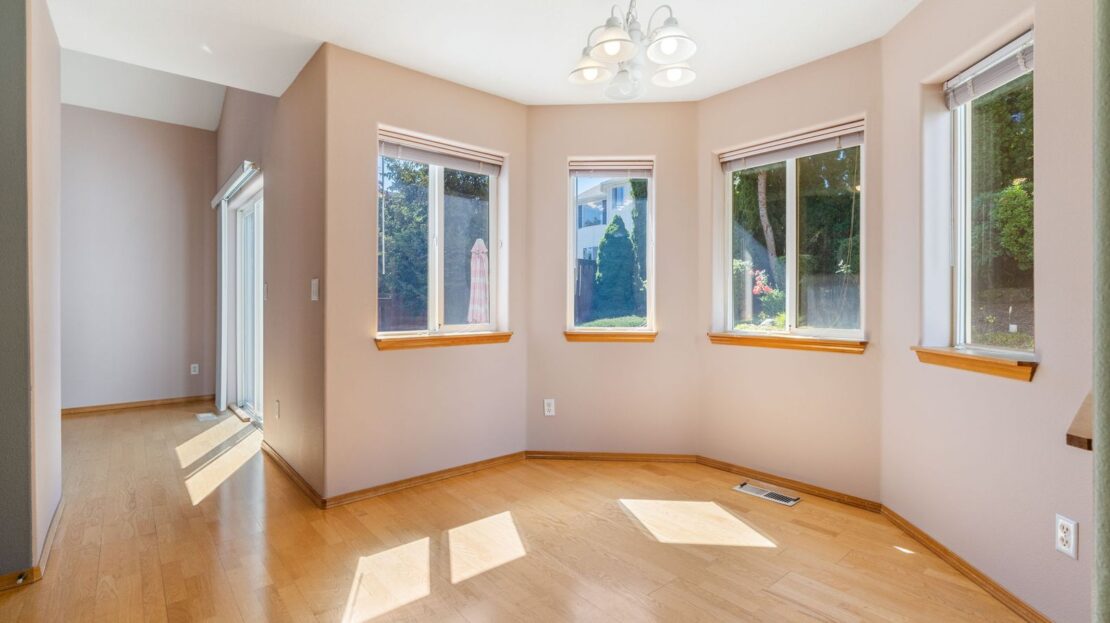 16286 SW Horseshoe Way - Beaverton - Oregon - 3 bed, 2.5 bath rental property