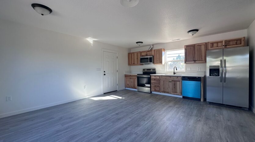 16818 SE Market St.  - Unit B - Portland - Oregon - 2 bed, 1 bath rental property