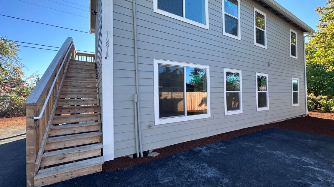 16818 SE Market St.  - Unit C - Portland - Oregon - 2 bed, 1 bath rental property