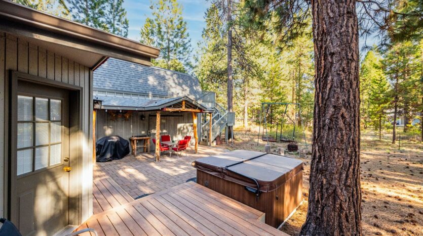 16997 Indio Rd - Bend - Oregon - 2 bed, 2 bath rental property