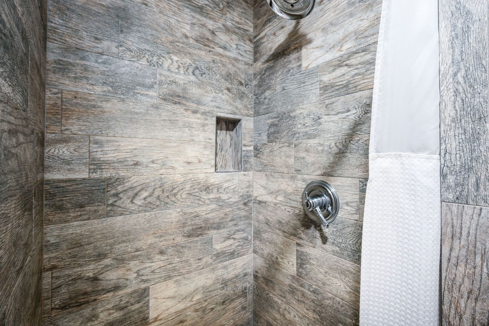 16997 Indio Rd - Bend - Oregon - 2 bed, 2 bath rental property