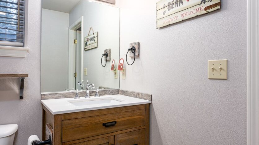 16997 Indio Rd - Bend - Oregon - 2 bed, 2 bath rental property