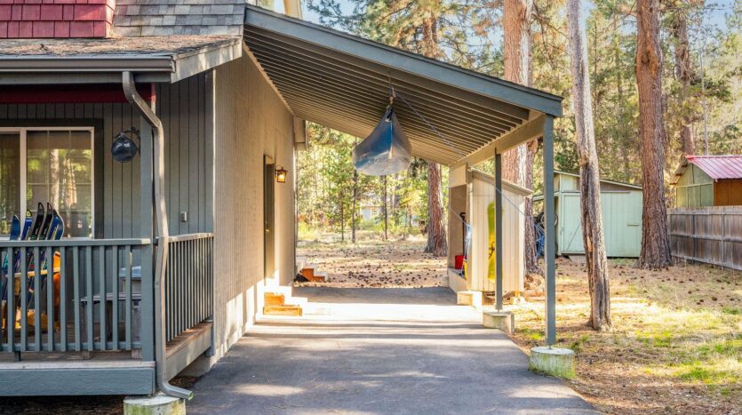 16997 Indio Rd - Bend - Oregon - 2 bed, 2 bath rental property