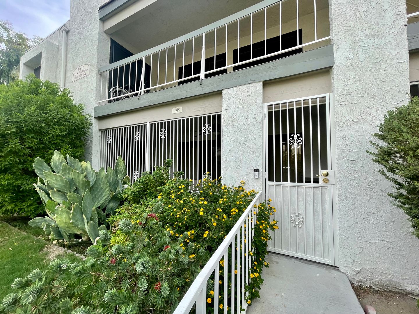 1735 N. Via Miraleste 1915 - Palm Springs - California - 1 bed, 1 bath rental property