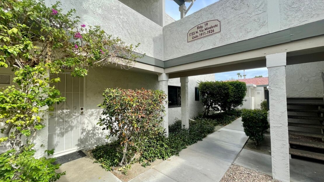 1735 N. Via Miraleste 1915 - Palm Springs - California - 1 bed, 1 bath rental property