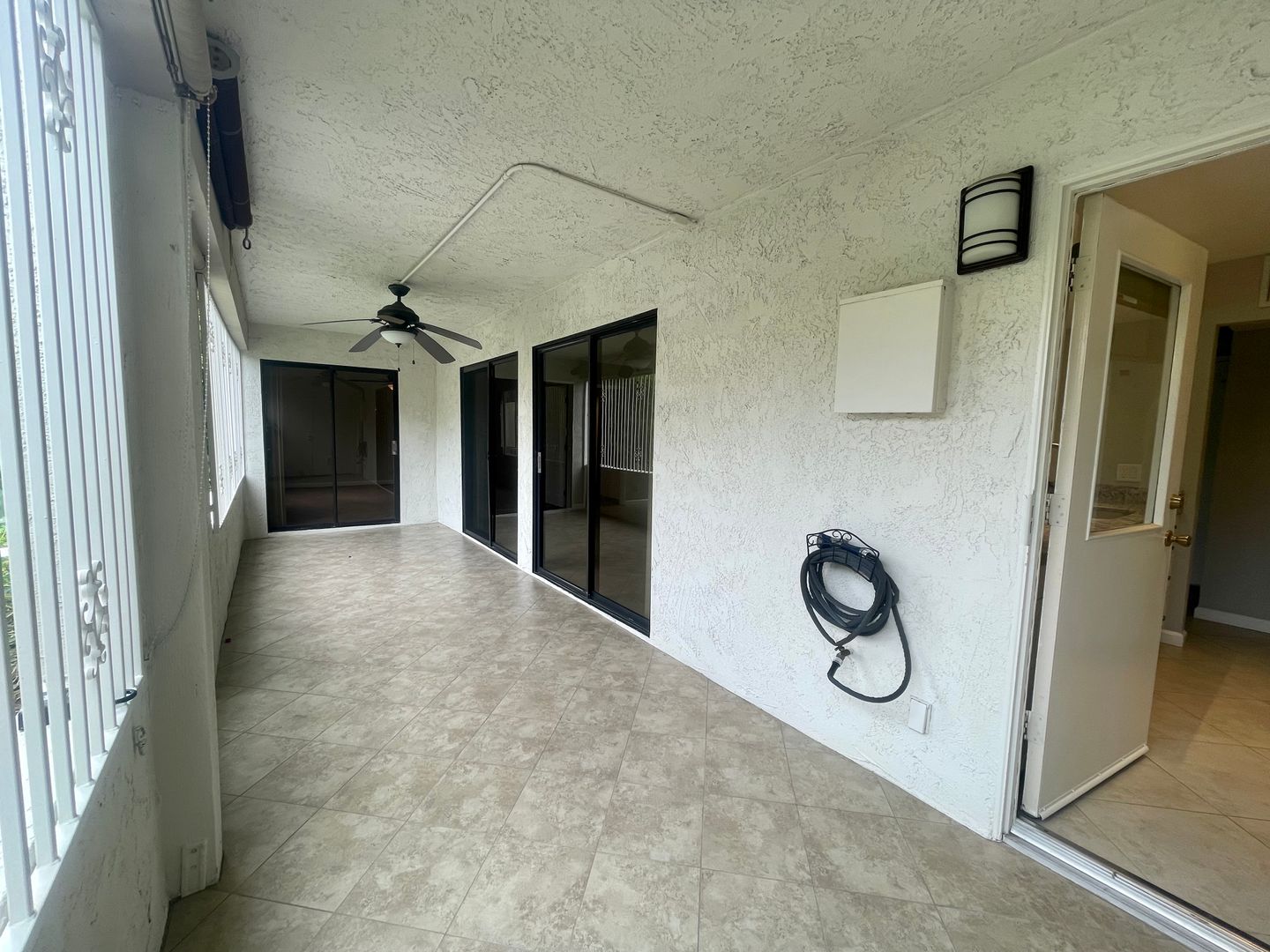 1735 N. Via Miraleste 1915 - Palm Springs - California - 1 bed, 1 bath rental property
