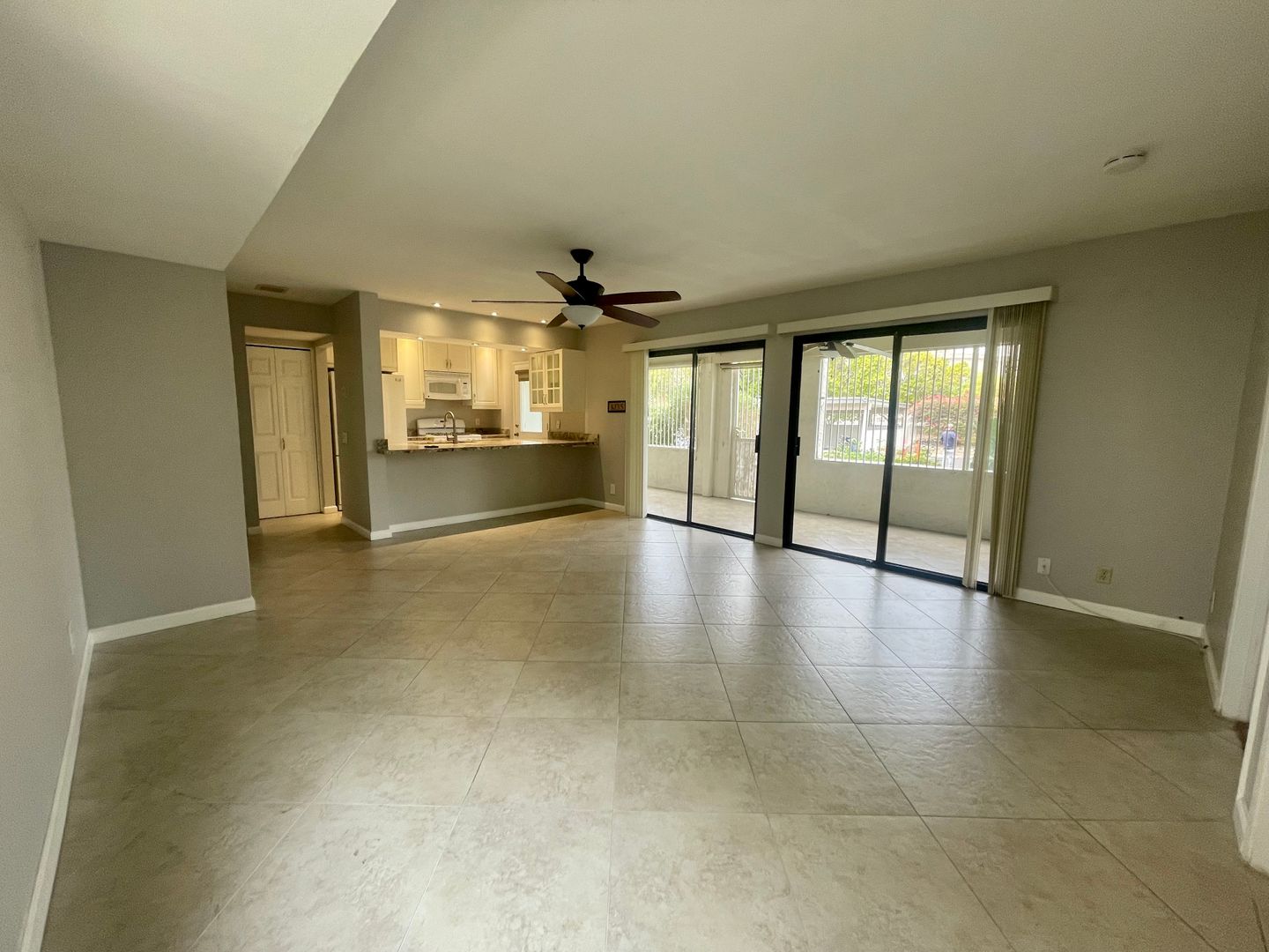 1735 N. Via Miraleste 1915 - Palm Springs - California - 1 bed, 1 bath rental property