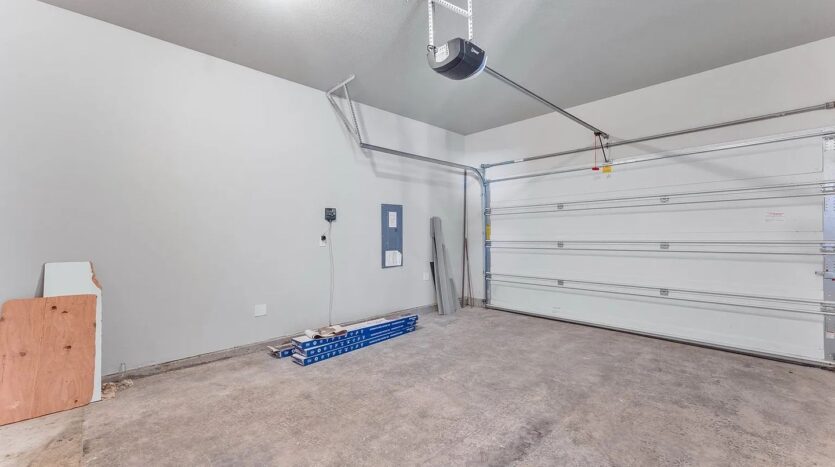 17748 SW Breda Court - Aloha - Oregon - 4 bed, 2.5 bath rental property