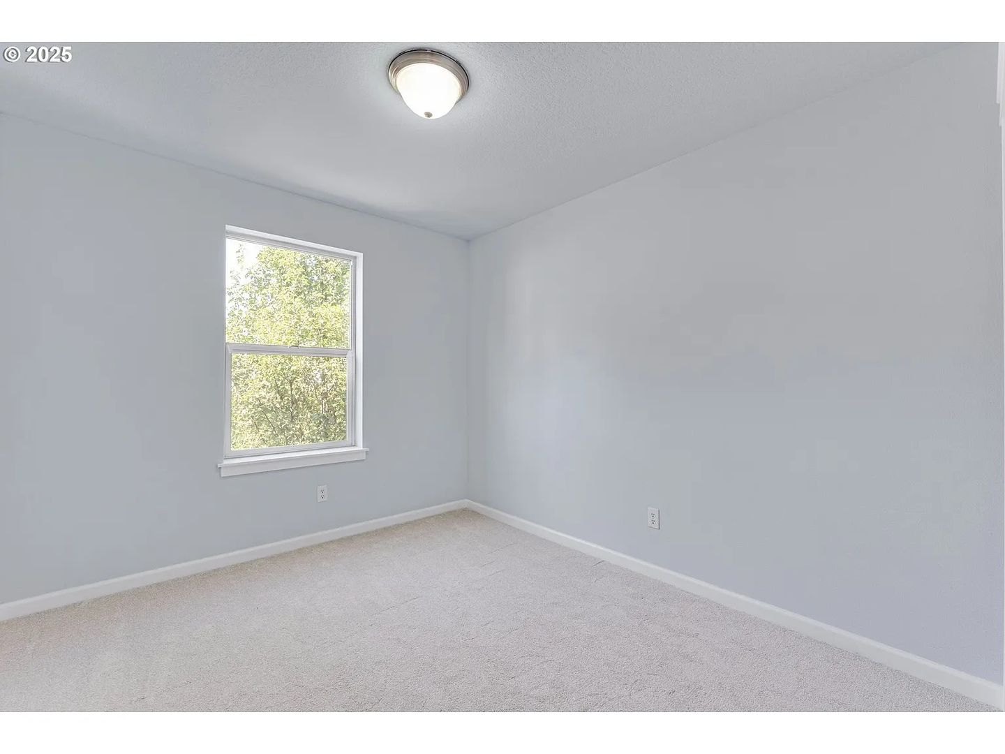 17748 SW Breda Court - Aloha - Oregon - 4 bed, 2.5 bath rental property