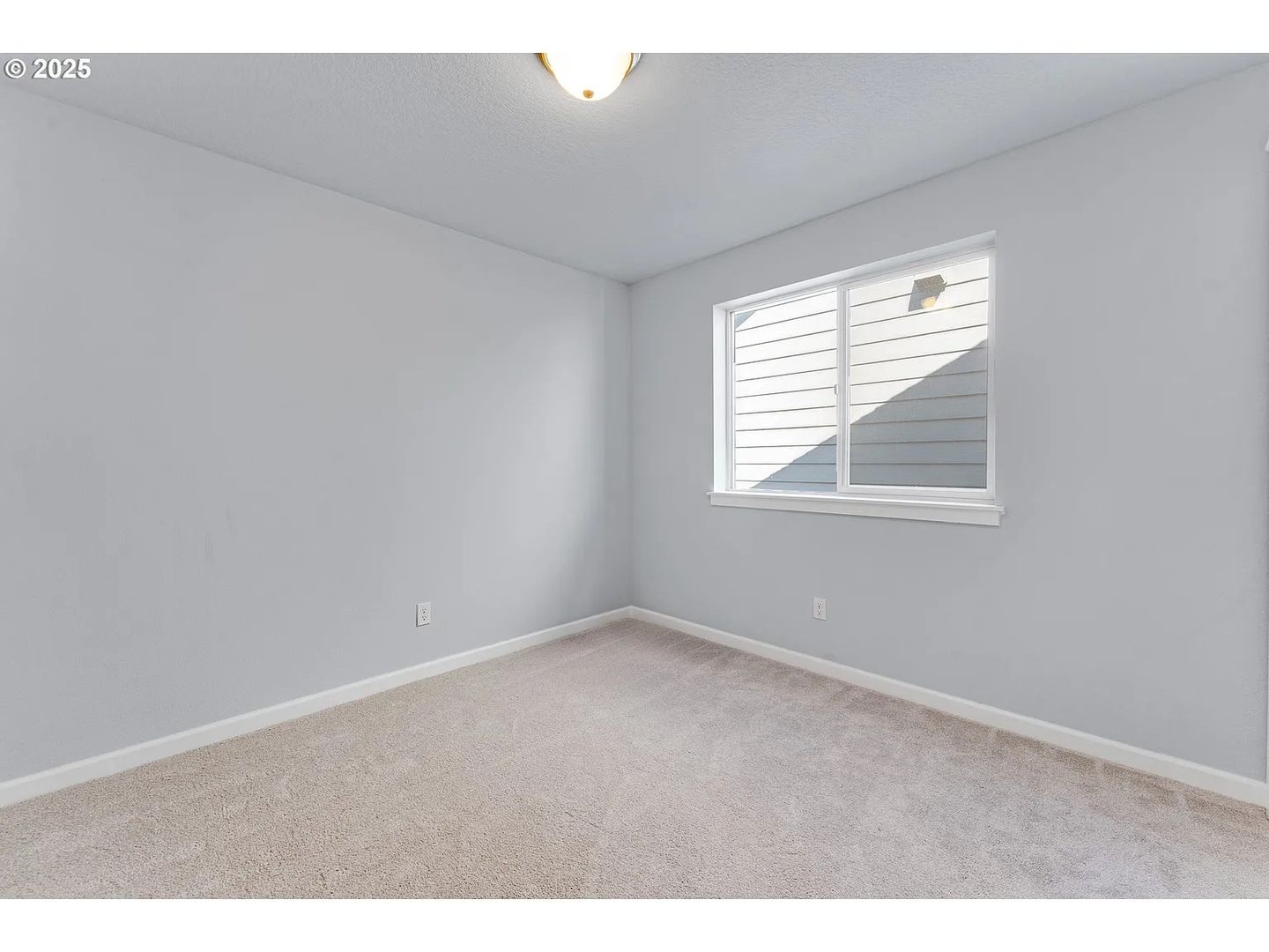 17748 SW Breda Court - Aloha - Oregon - 4 bed, 2.5 bath rental property