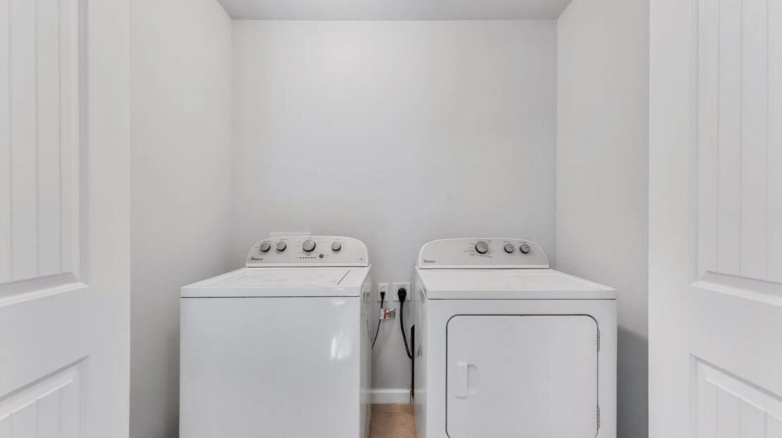 17748 SW Breda Court - Aloha - Oregon - 4 bed, 2.5 bath rental property