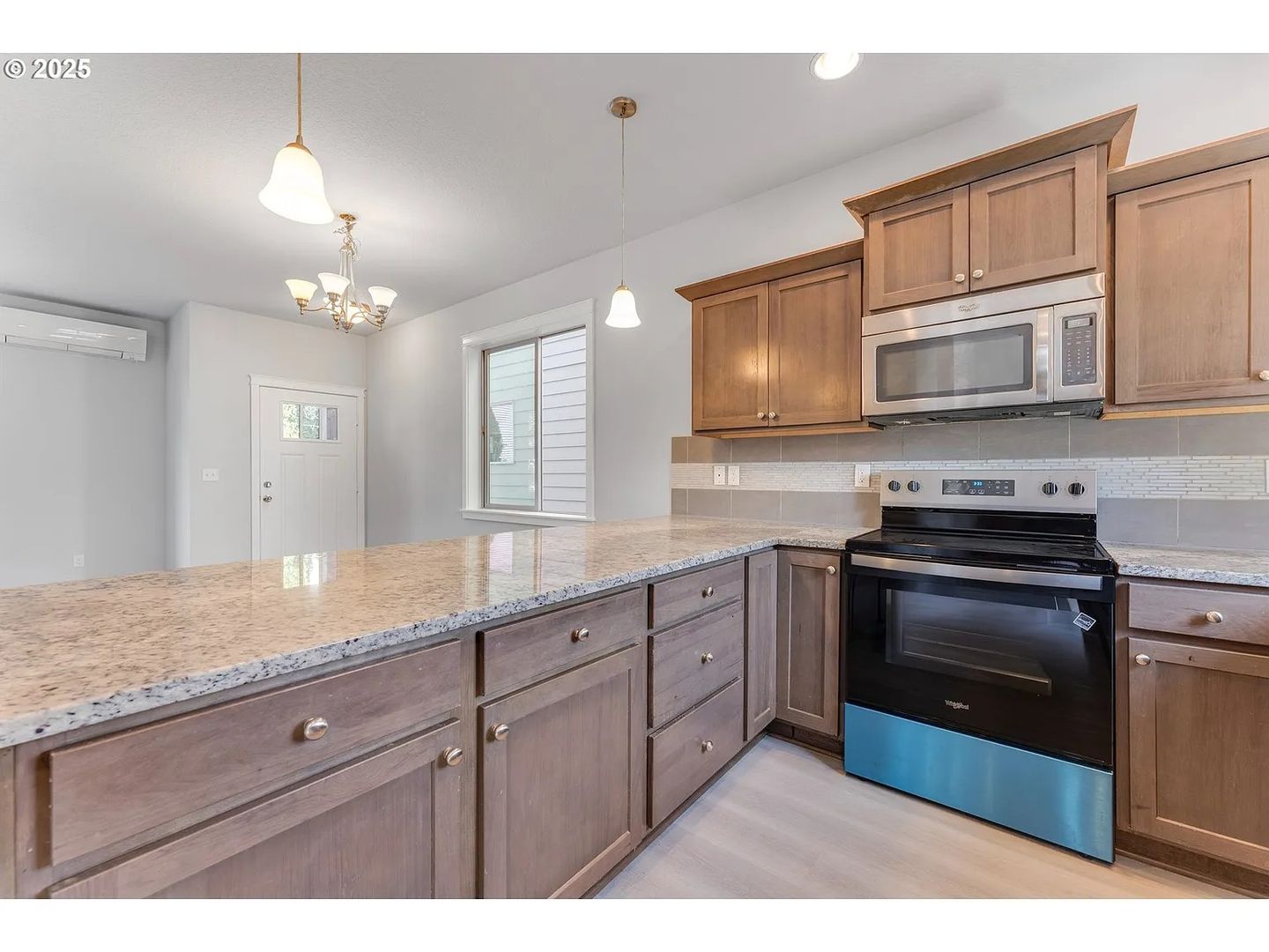 17748 SW Breda Court - Aloha - Oregon - 4 bed, 2.5 bath rental property