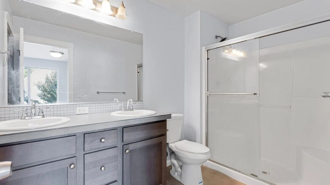 17748 SW Breda Court - Aloha - Oregon - 4 bed, 2.5 bath rental property