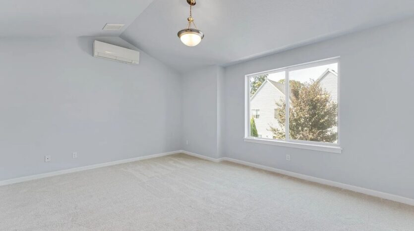 17748 SW Breda Court - Aloha - Oregon - 4 bed, 2.5 bath rental property