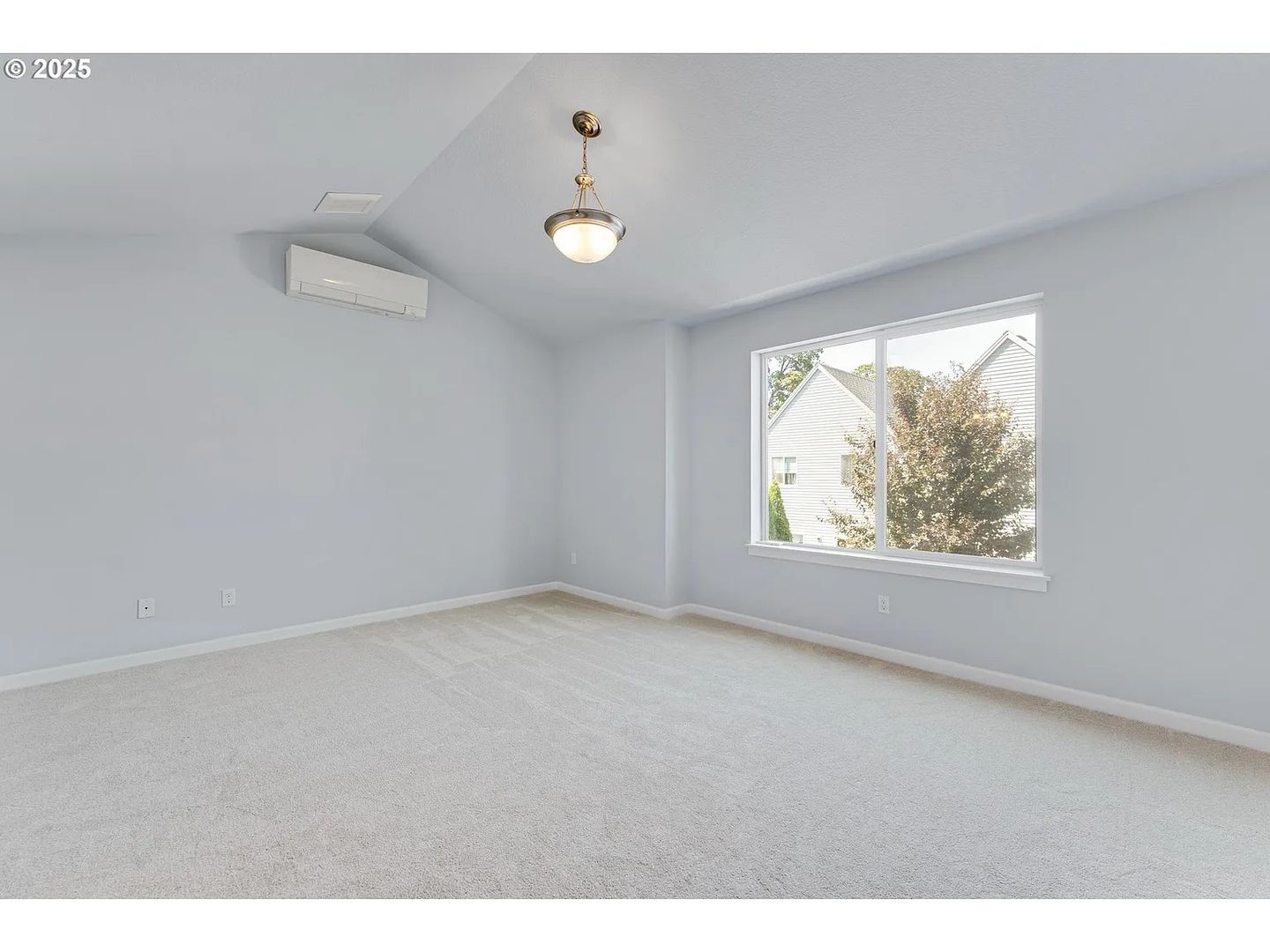 17748 SW Breda Court - Aloha - Oregon - 4 bed, 2.5 bath rental property