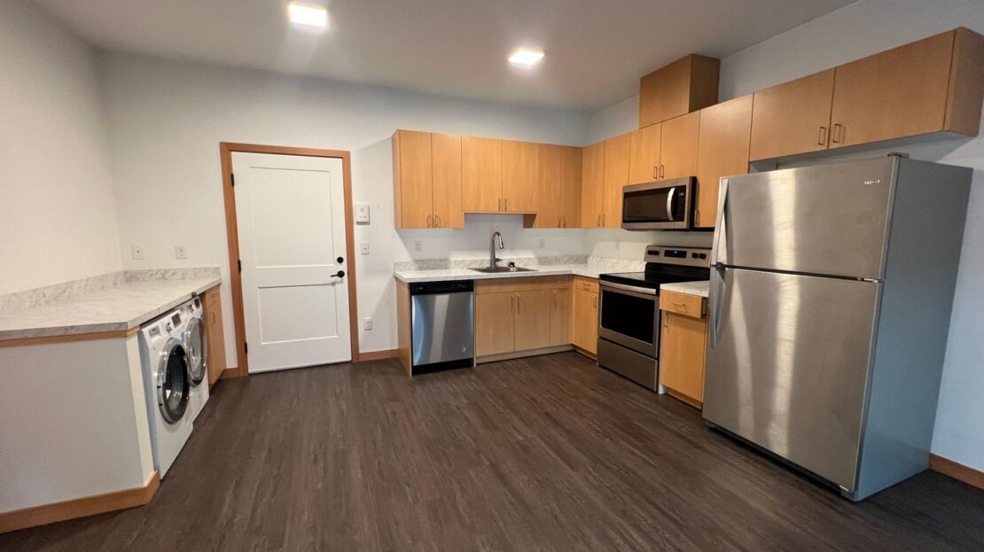 1801 C St. - 103 - Bellingham - Washington - 1 bath rental property