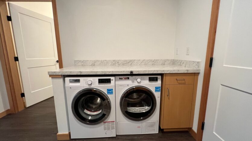 1801 C St. - 103 - Bellingham - Washington - 1 bath rental property