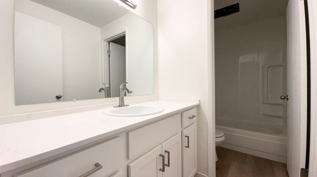 18025 Tupper Rd - Sandy - Oregon - 2 bed, 1 bath rental property