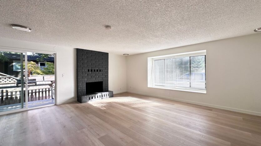 18025 Tupper Rd - Sandy - Oregon - 2 bed, 1 bath rental property