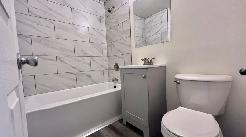 1825 NE Roberts AVE   - Gresham - Oregon - 2 bed, 1 bath rental property