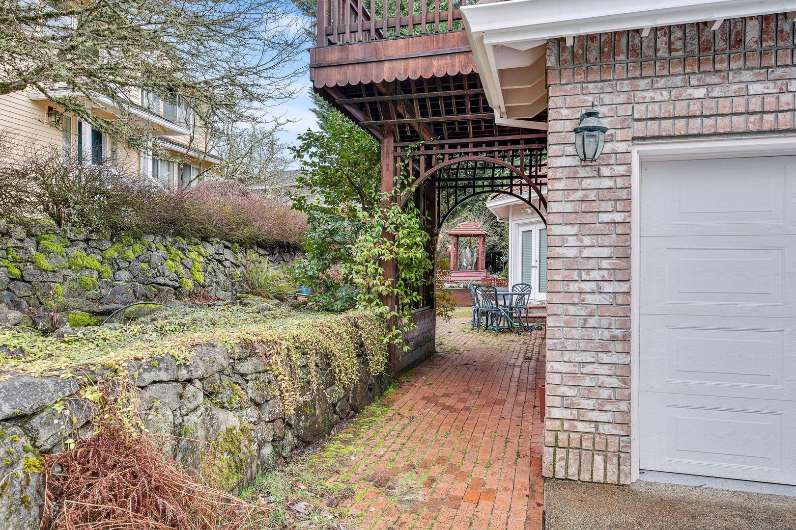 18261 SW Fallatin Loop - Aloha - Oregon - 3 bed, 2.5 bath rental property