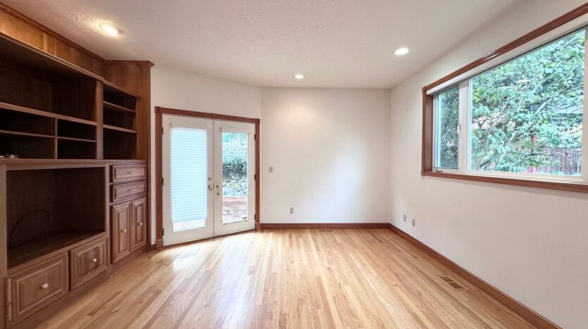 18261 SW Fallatin Loop - Aloha - Oregon - 3 bed, 2.5 bath rental property