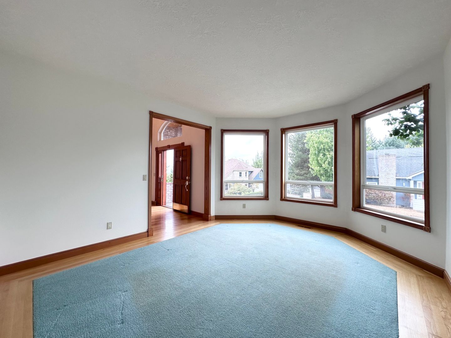 18261 SW Fallatin Loop - Aloha - Oregon - 3 bed, 2.5 bath rental property