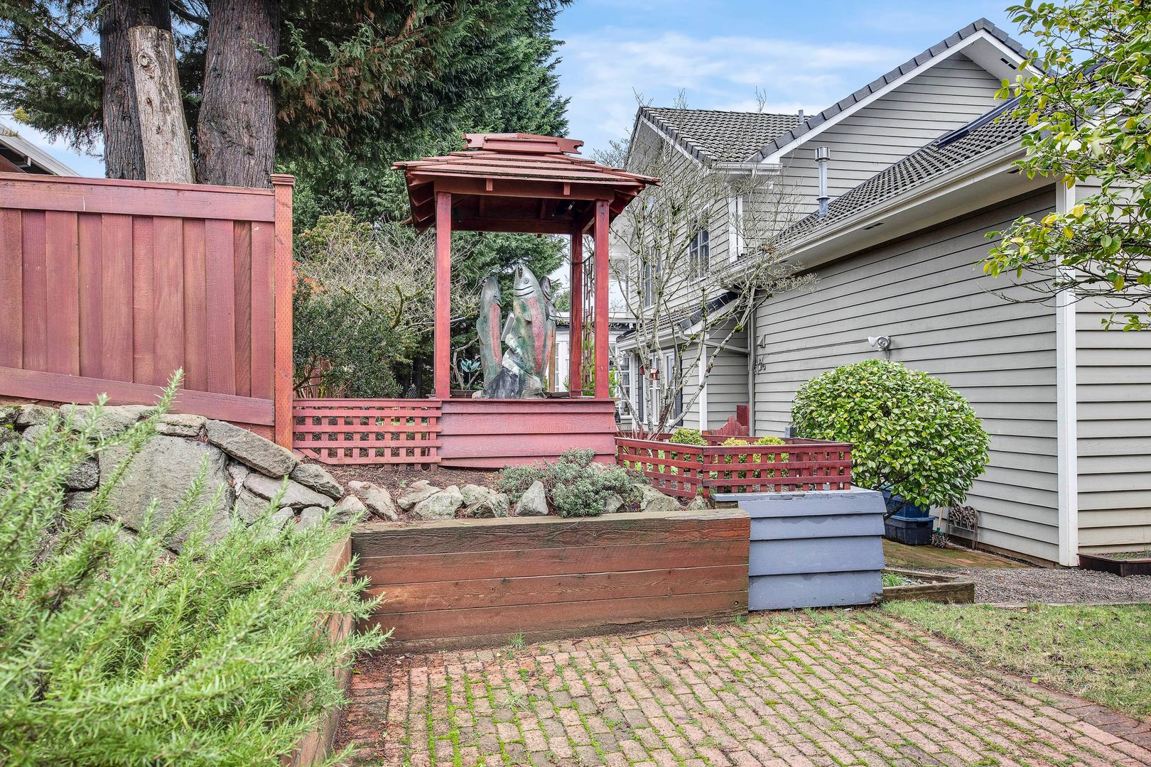 18261 SW Fallatin Loop - Aloha - Oregon - 3 bed, 2.5 bath rental property