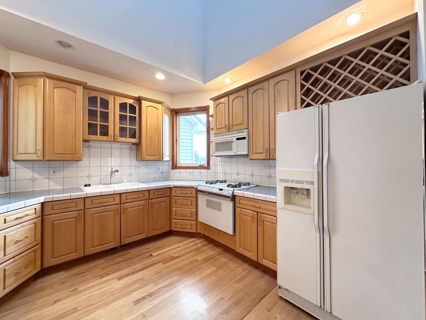 18261 SW Fallatin Loop - Aloha - Oregon - 3 bed, 2.5 bath rental property