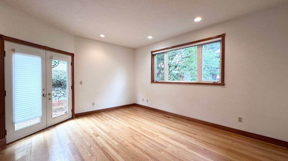 18261 SW Fallatin Loop - Aloha - Oregon - 3 bed, 2.5 bath rental property