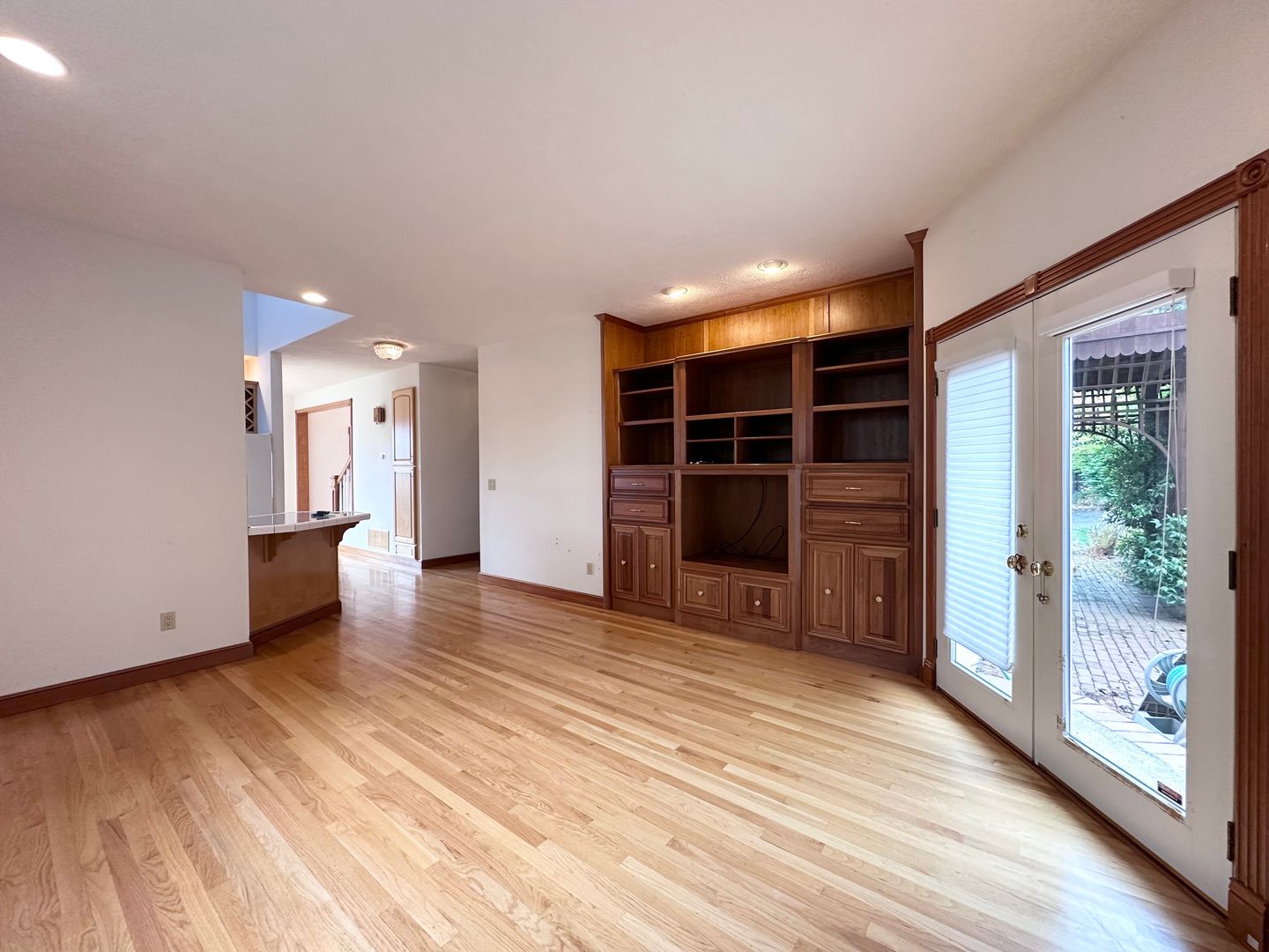 18261 SW Fallatin Loop - Aloha - Oregon - 3 bed, 2.5 bath rental property