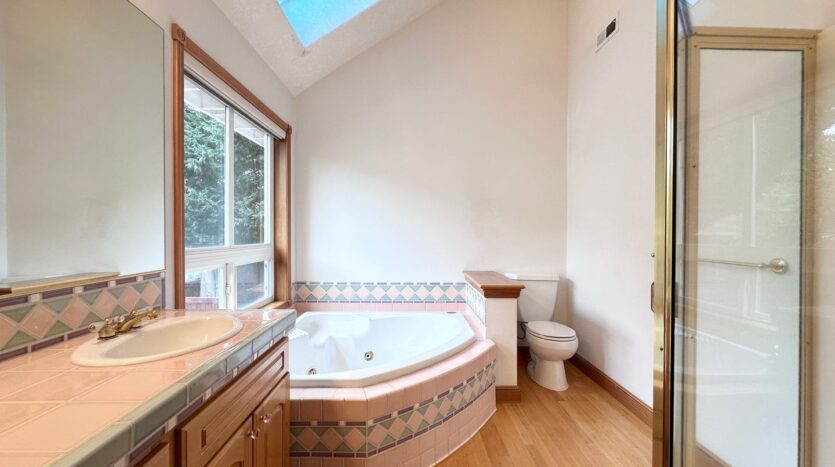 18261 SW Fallatin Loop - Aloha - Oregon - 3 bed, 2.5 bath rental property