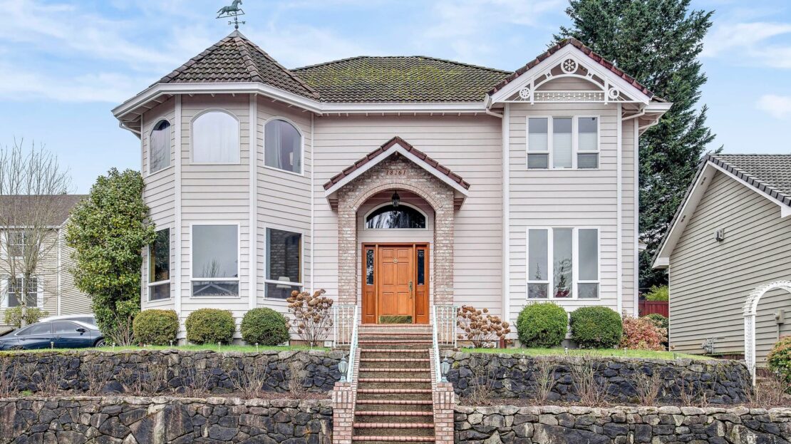 18261 SW Fallatin Loop - Aloha - Oregon - 3 bed, 2.5 bath rental property