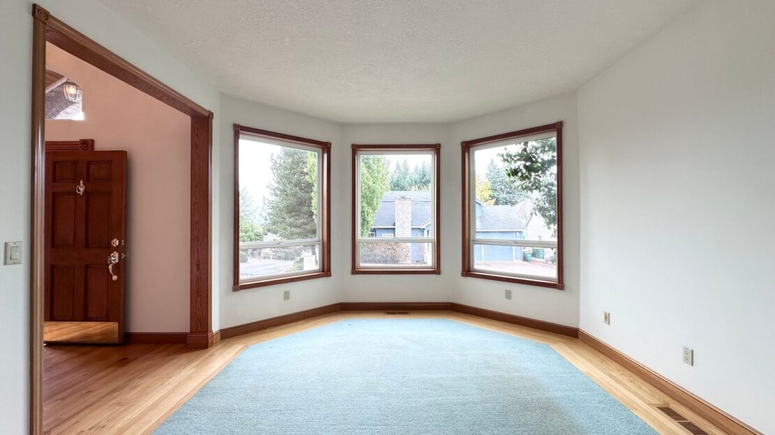 18261 SW Fallatin Loop - Aloha - Oregon - 3 bed, 2.5 bath rental property