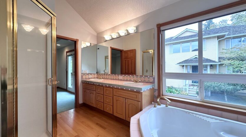 18261 SW Fallatin Loop - Aloha - Oregon - 3 bed, 2.5 bath rental property