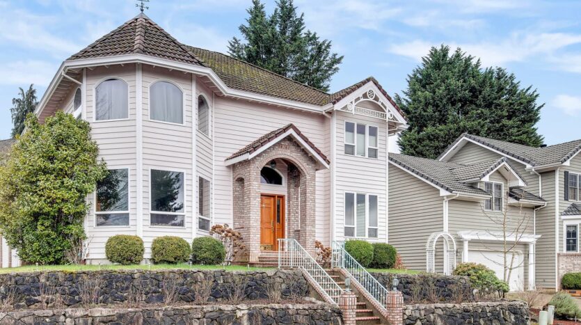 18261 SW Fallatin Loop - Aloha - Oregon - 3 bed, 2.5 bath rental property