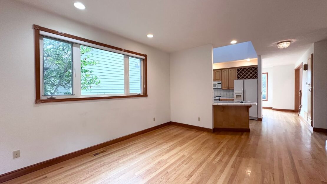 18261 SW Fallatin Loop - Aloha - Oregon - 3 bed, 2.5 bath rental property