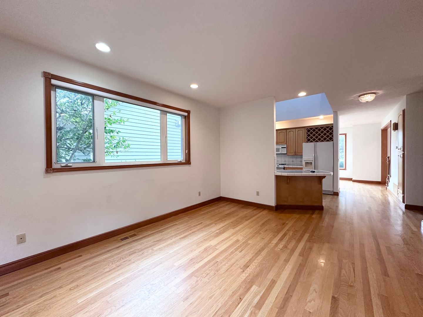 18261 SW Fallatin Loop - Aloha - Oregon - 3 bed, 2.5 bath rental property