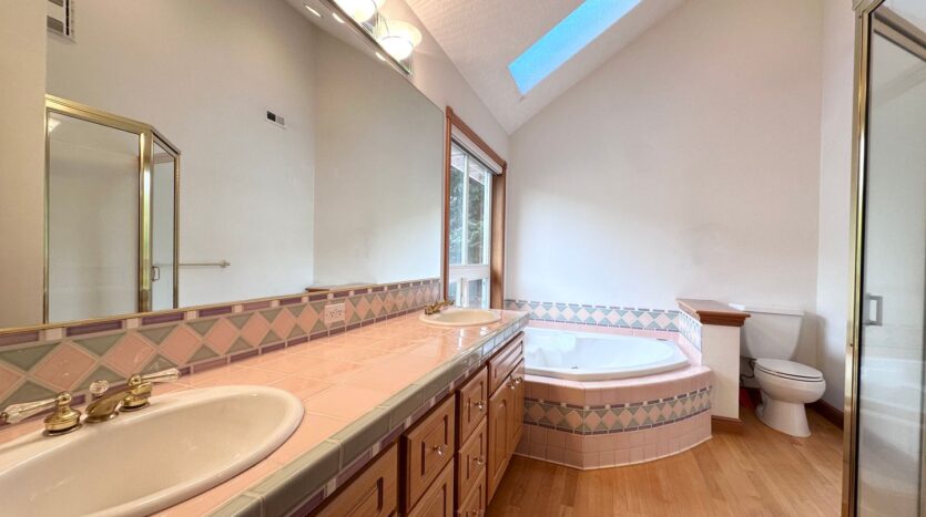 18261 SW Fallatin Loop - Aloha - Oregon - 3 bed, 2.5 bath rental property