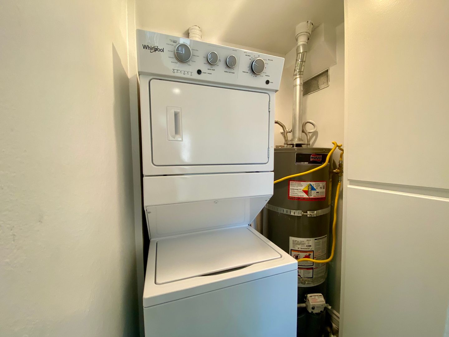 1827 Aleppo Court - Thousand Oaks - California - 3 bed, 2 bath rental property