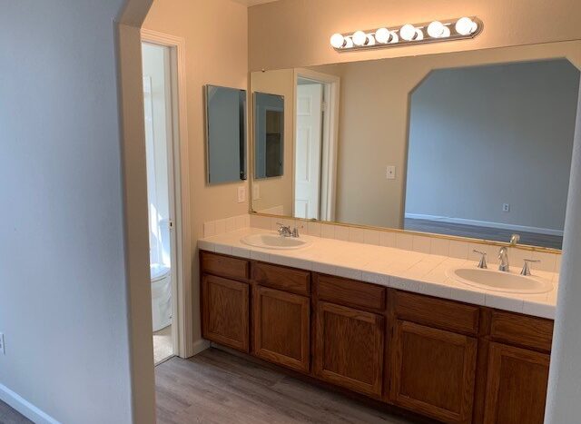 1830 Foxwood Drive - Tracy - California - 3 bed, 2 bath rental property