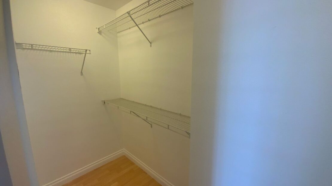 18423 100th Ave E - Puyallup - Washington - 3 bed, 2.5 bath rental property